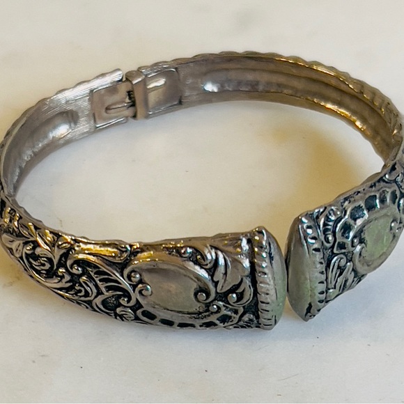 accessocraft Jewelry Vintage Signed Accessocraft Nyc Embossed